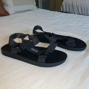 Black Ozark Trail Trek Sandals